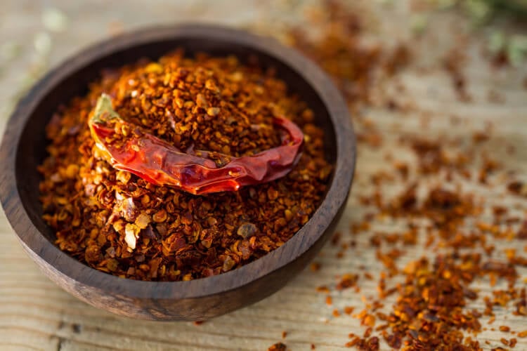 Chili Flakes Vs. Chili Powder - How Do They Compare?