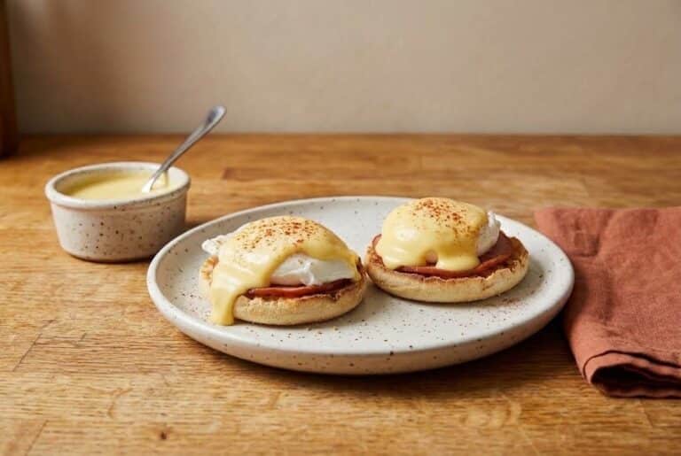 Spicy Hollandaise Sauce