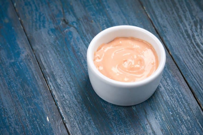 Sriracha ranch dressing