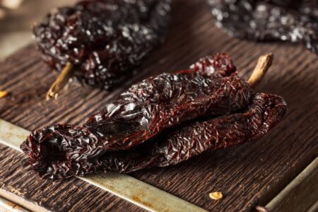 Ancho Pepper Guide: Heat, Flavor, Pairings, And More