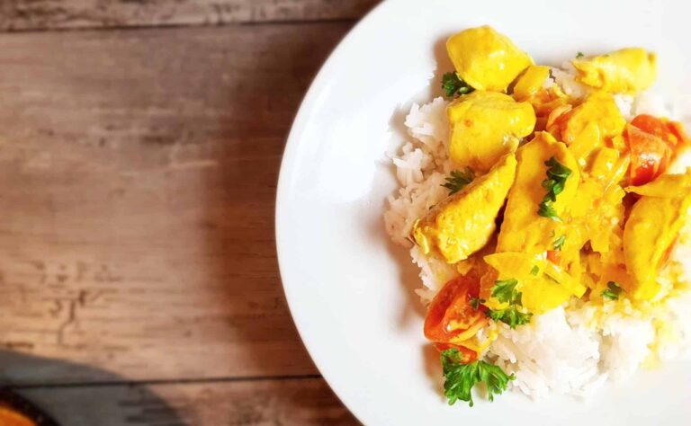 Brazilian Coconut Chicken Curry