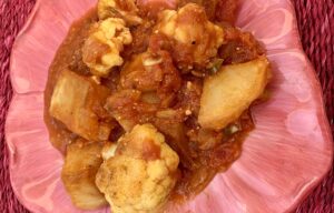 Aloo Gobi Curry Close-up Header