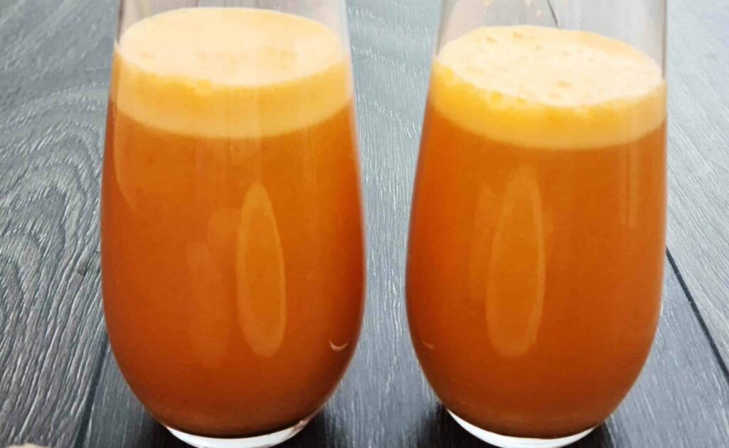 spicy carrot and ginger juice