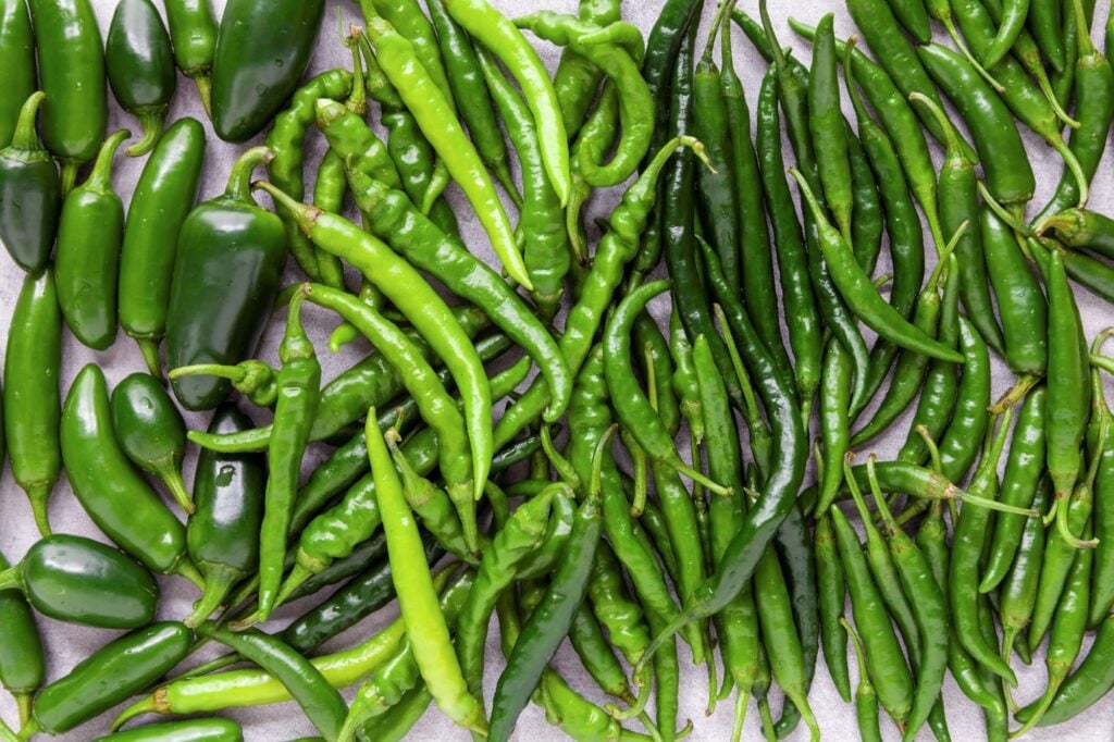 How hot is a store serrano pepper